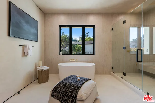 $7,490,000 | 315 Veteran Avenue, Los Angeles, CA 90024