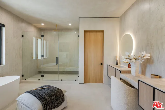 $7,490,000 | 315 Veteran Avenue, Los Angeles, CA 90024