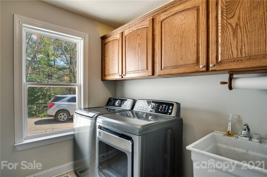 338 Tahlfield Road Sylva, NC 28779 - Photo 17 of 46 Gallery Image 17