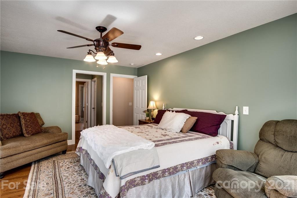 338 Tahlfield Road Sylva, NC 28779 - Photo 18 of 46 Gallery Image 18