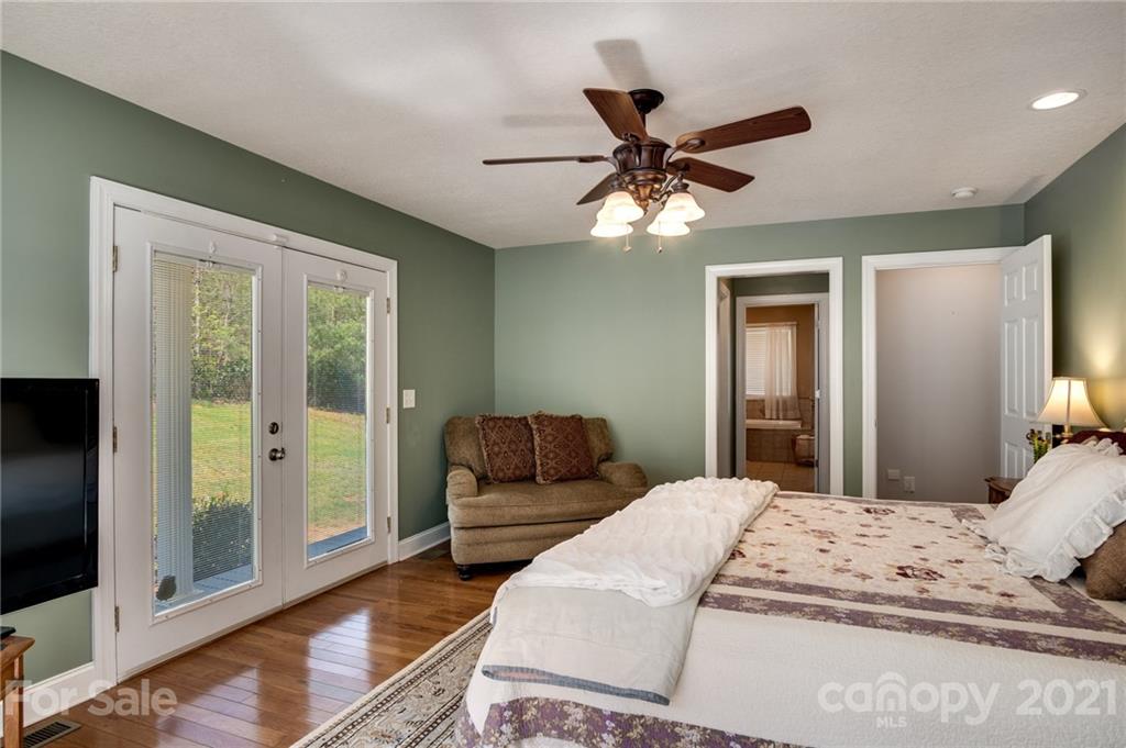 338 Tahlfield Road Sylva, NC 28779 - Photo 19 of 46 Gallery Image 19