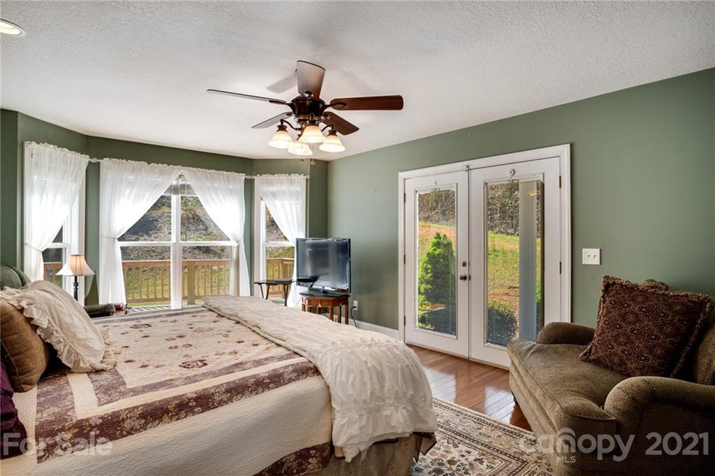 338 Tahlfield Road Sylva, NC 28779 - Photo 21 of 46 Gallery Image 21