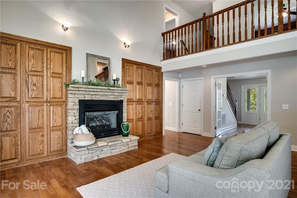338 Tahlfield Road Sylva, NC 28779 - Photo 6 of 46 Gallery Image 6
