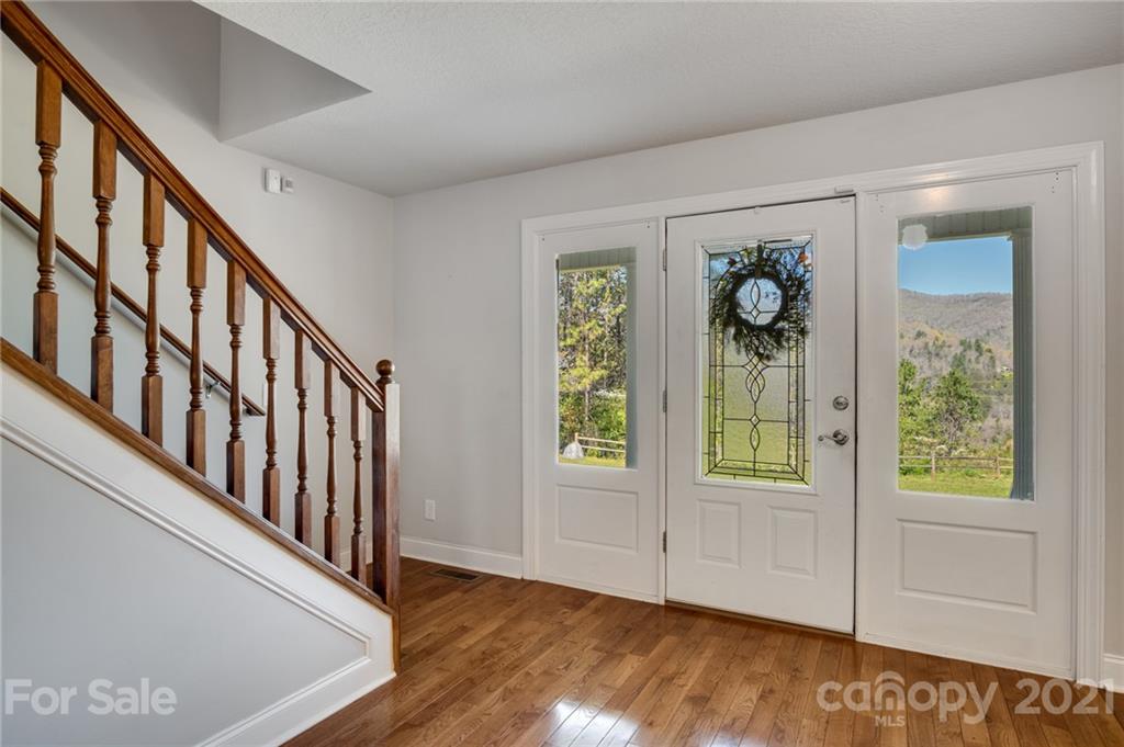 338 Tahlfield Road Sylva, NC 28779 - Photo 8 of 46 Gallery Image 8