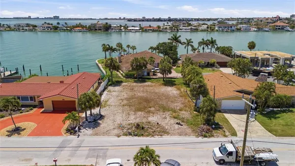 $799,000 | 620 59th Avenue, St. Pete Beach, FL 33706