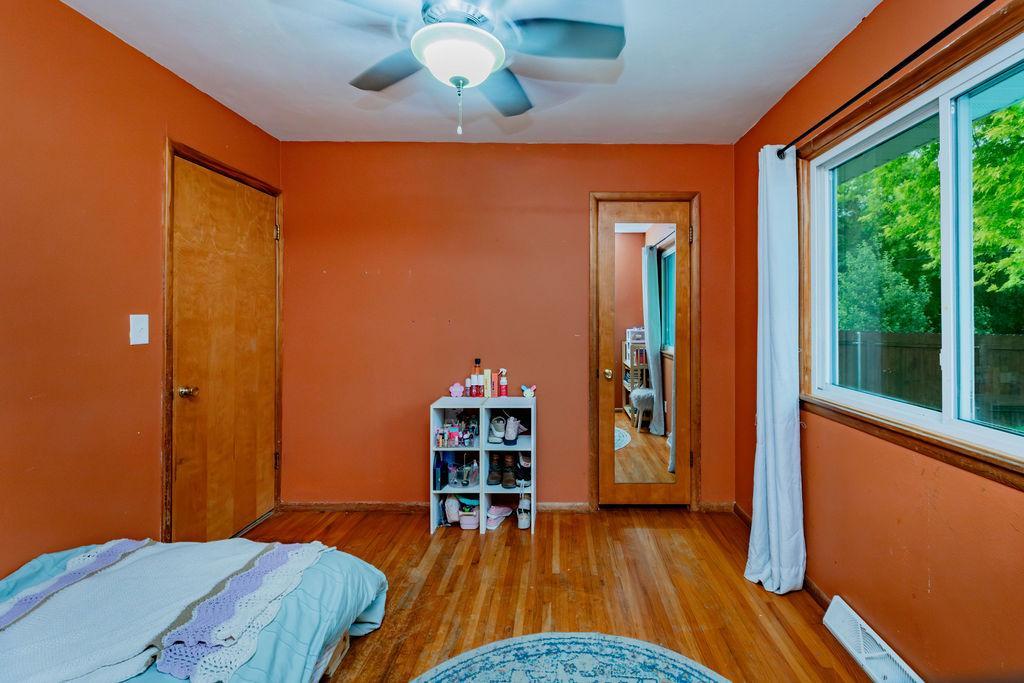 808 15th Street North Moorhead, MN 56560 - Photo 15 of 23