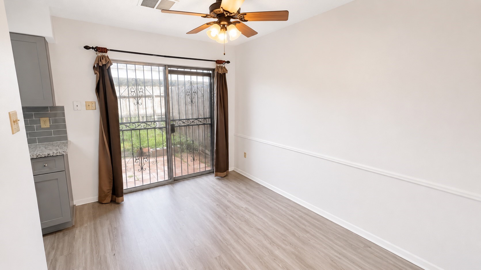 11685 Alief Clodine Road, Unit 10 Houston, TX 77072 - Photo 12 of 33