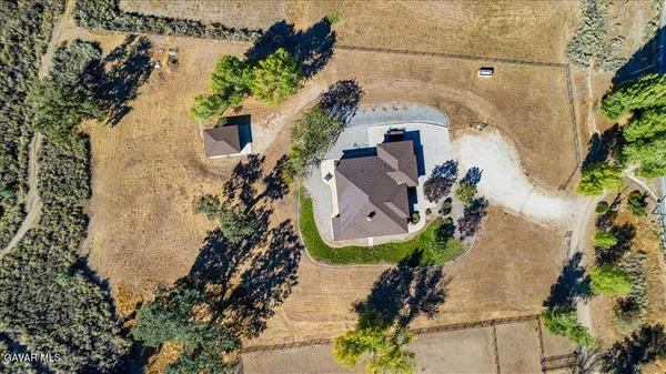 $674,500 | 26450 Cumberland Road, Tehachapi, CA 93561