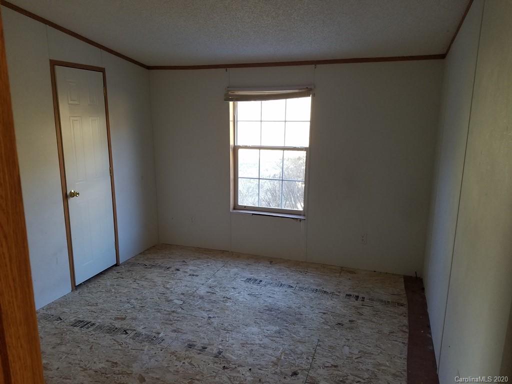54 Sayles Town Road Fairview, NC 28730 - Photo 10 of 15 Gallery Image 10