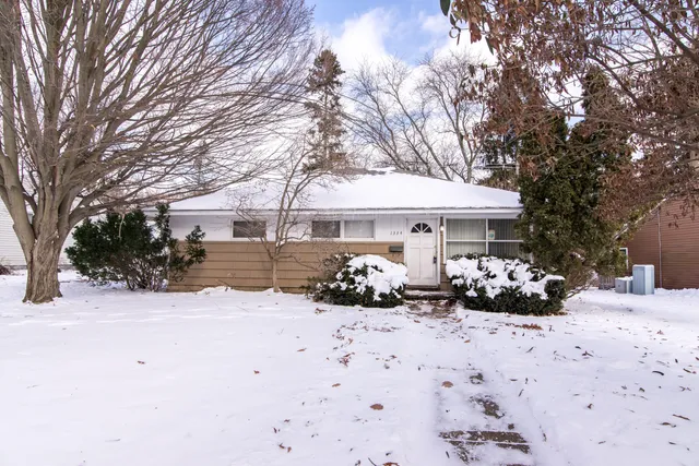 $299,900 | 1334 Miller Avenue, Ann Arbor, MI 48103