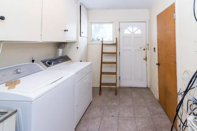 $299,900 | 1334 Miller Avenue, Ann Arbor, MI 48103