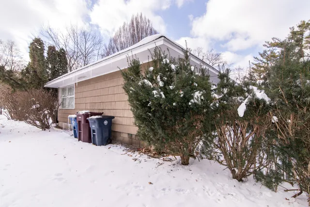 $299,900 | 1334 Miller Avenue, Ann Arbor, MI 48103