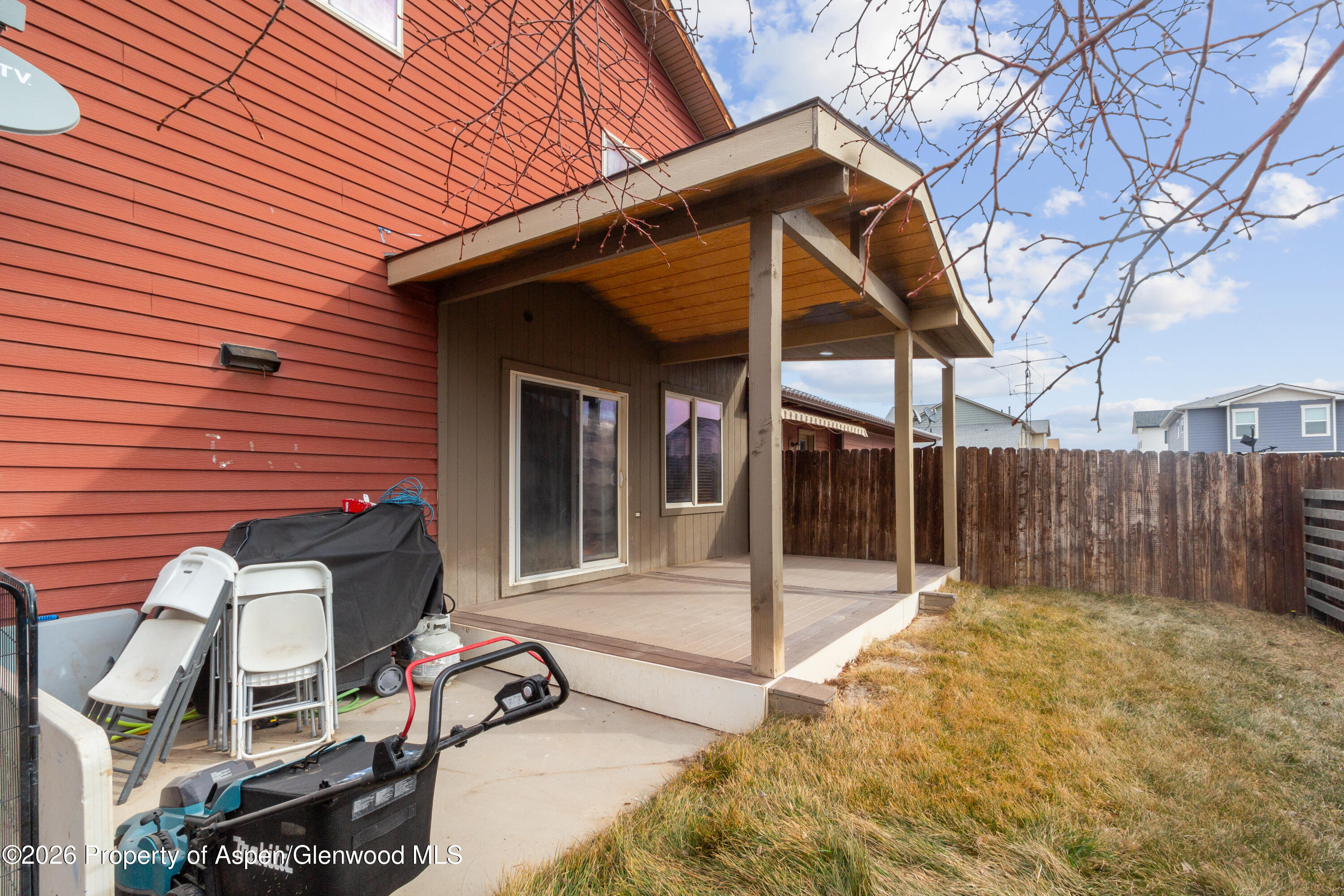 837 East 17th Street Rifle, CO 81650 - Photo 20 of 21 a view of a chair and table in the patio