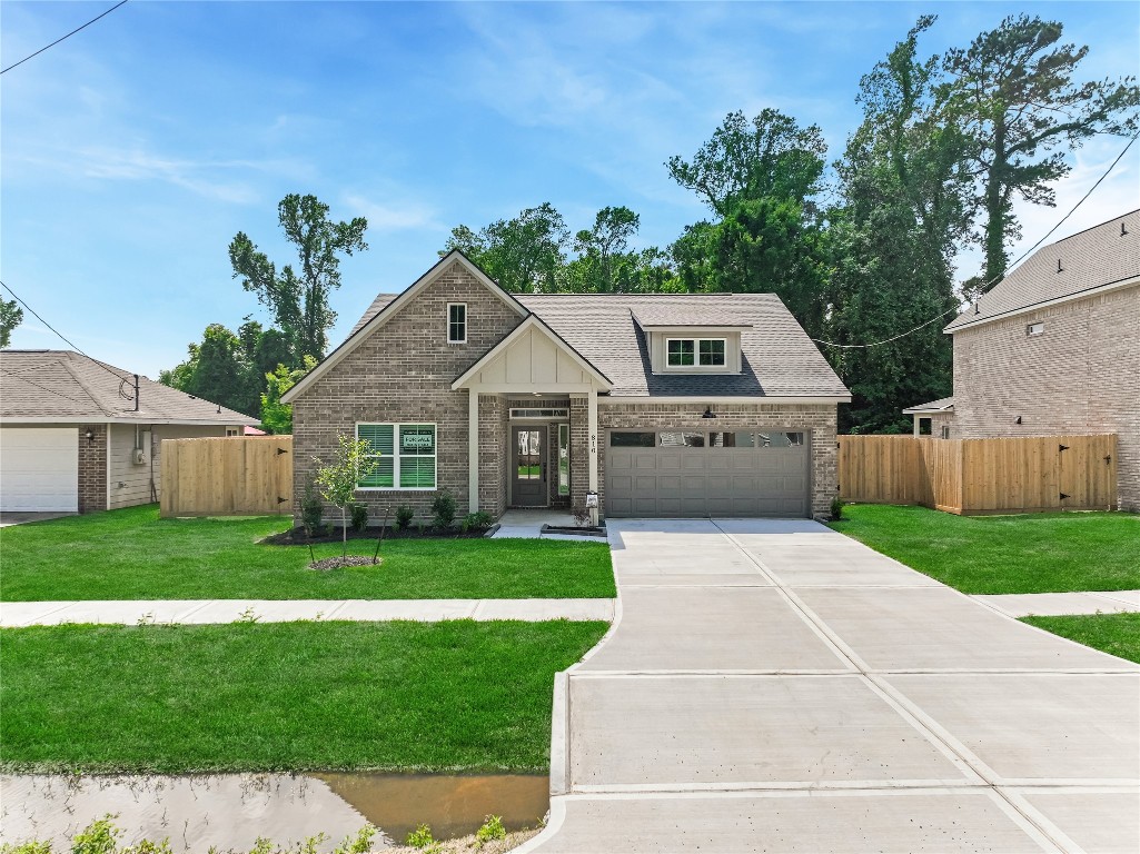 810 South Colbert Street Dayton, TX 77535 - Photo 4 of 31
