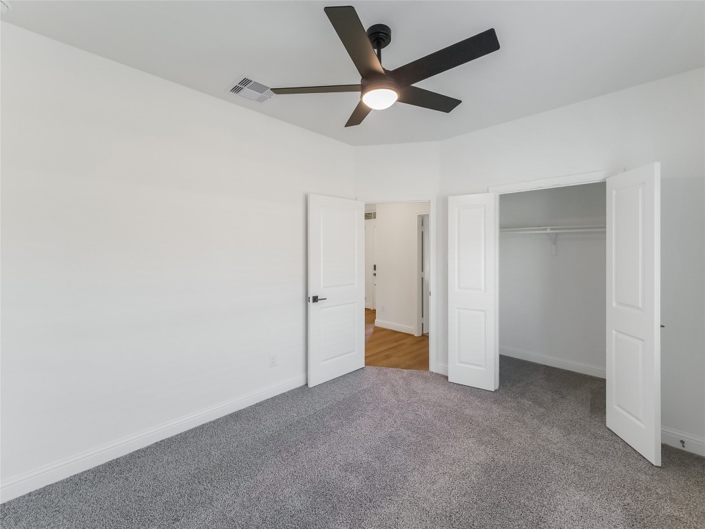810 South Colbert Street Dayton, TX 77535 - Photo 10 of 31