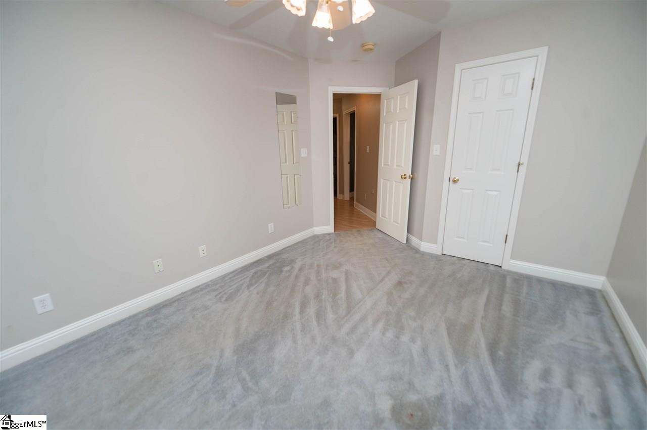 322 West Autumn Ridge Road Moore, SC 29369 - Photo 7 of 34 Gallery Image 7