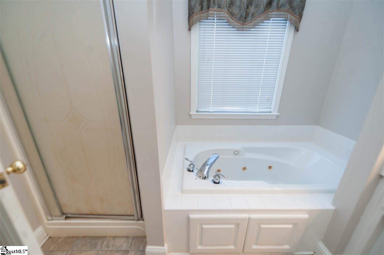 322 West Autumn Ridge Road Moore, SC 29369 - Photo 10 of 34 Gallery Image 10