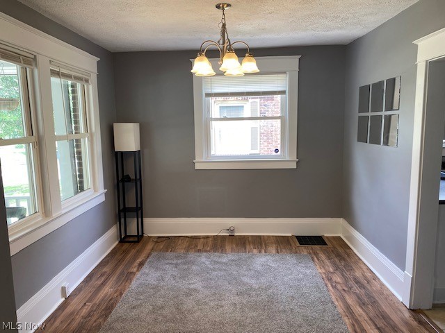 525 Brittain Road Akron, OH 44305 - Photo 6 of 20
