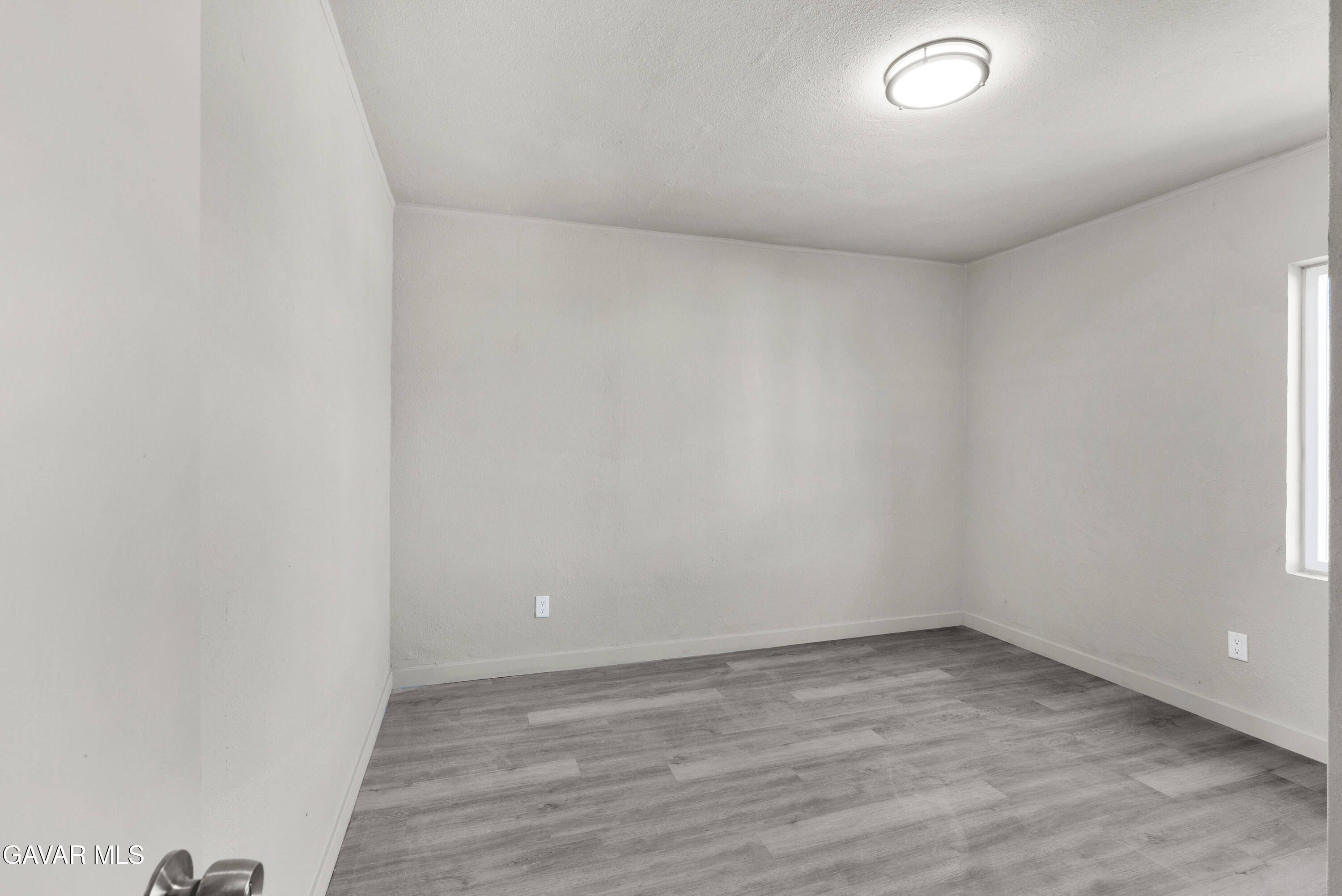 2494 Nadean Mojave, CA 93501 - Photo 14 of 19 a view of an empty room