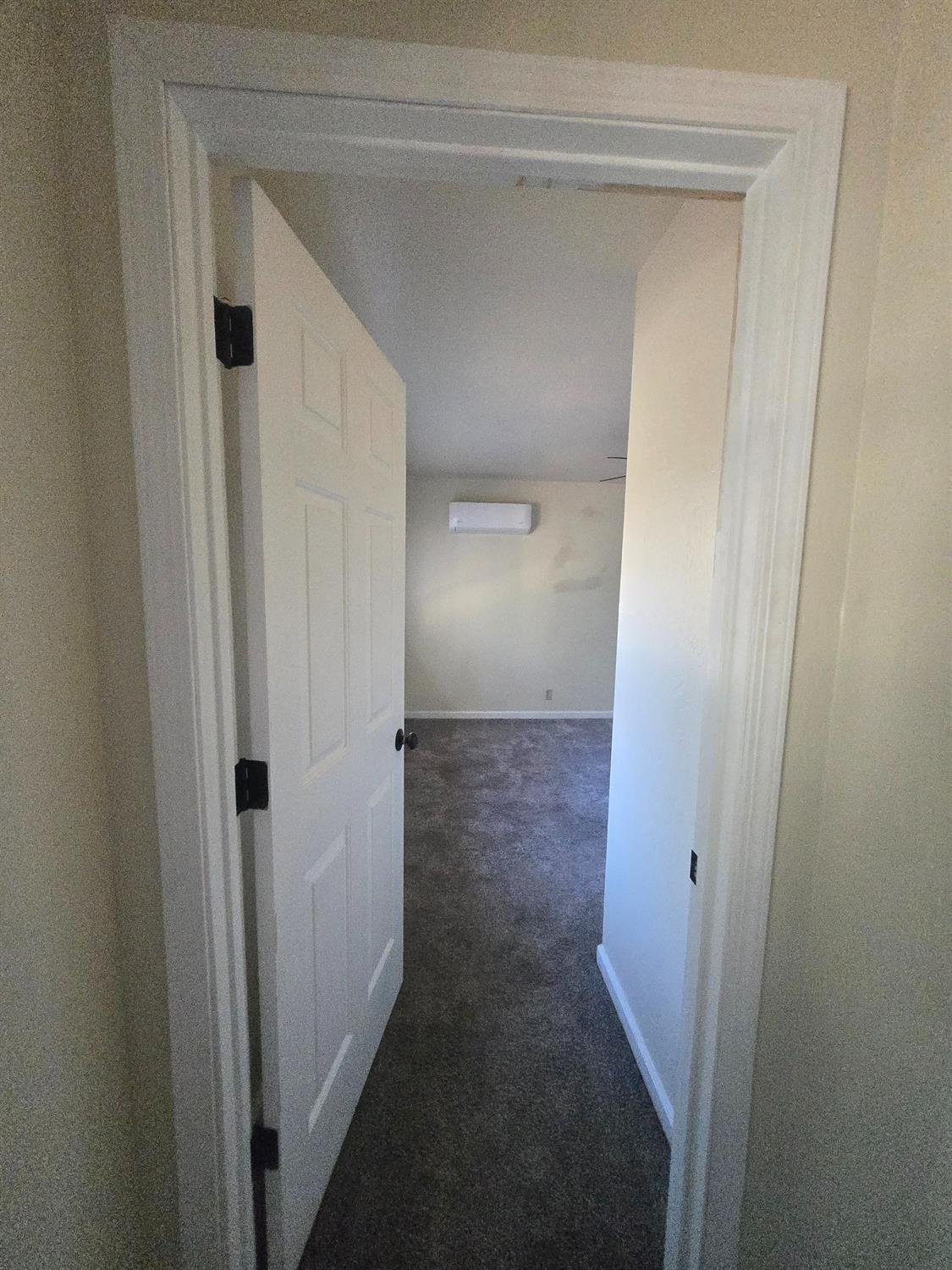 10601 Lime Kiln Road Grass Valley, CA 95949 - Photo 26 of 79 Door into first ensuite.