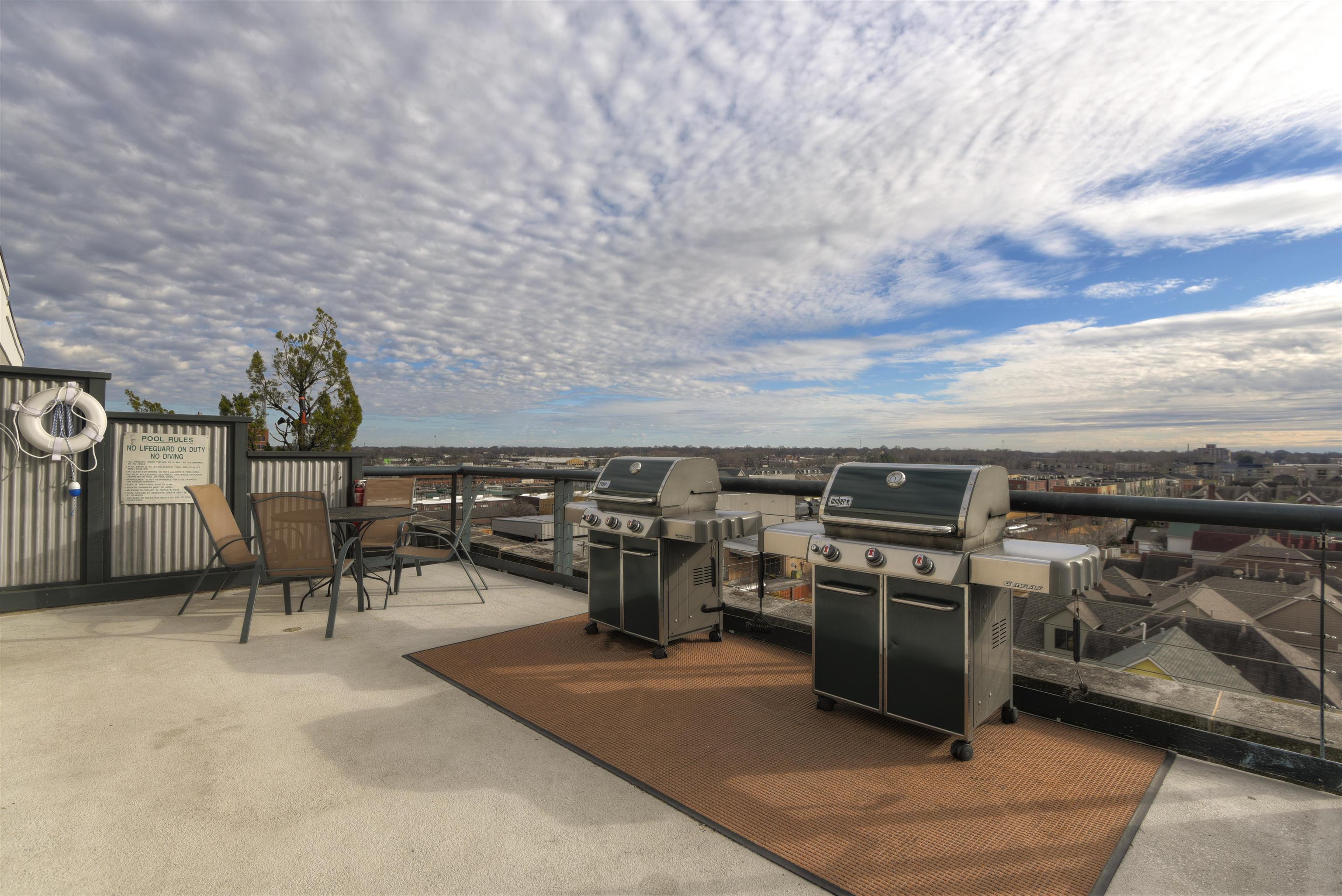 505 Tennessee Street, Unit 407 Memphis, TN 38103 - Photo 17 of 27 a view of a patio with furniture and stove