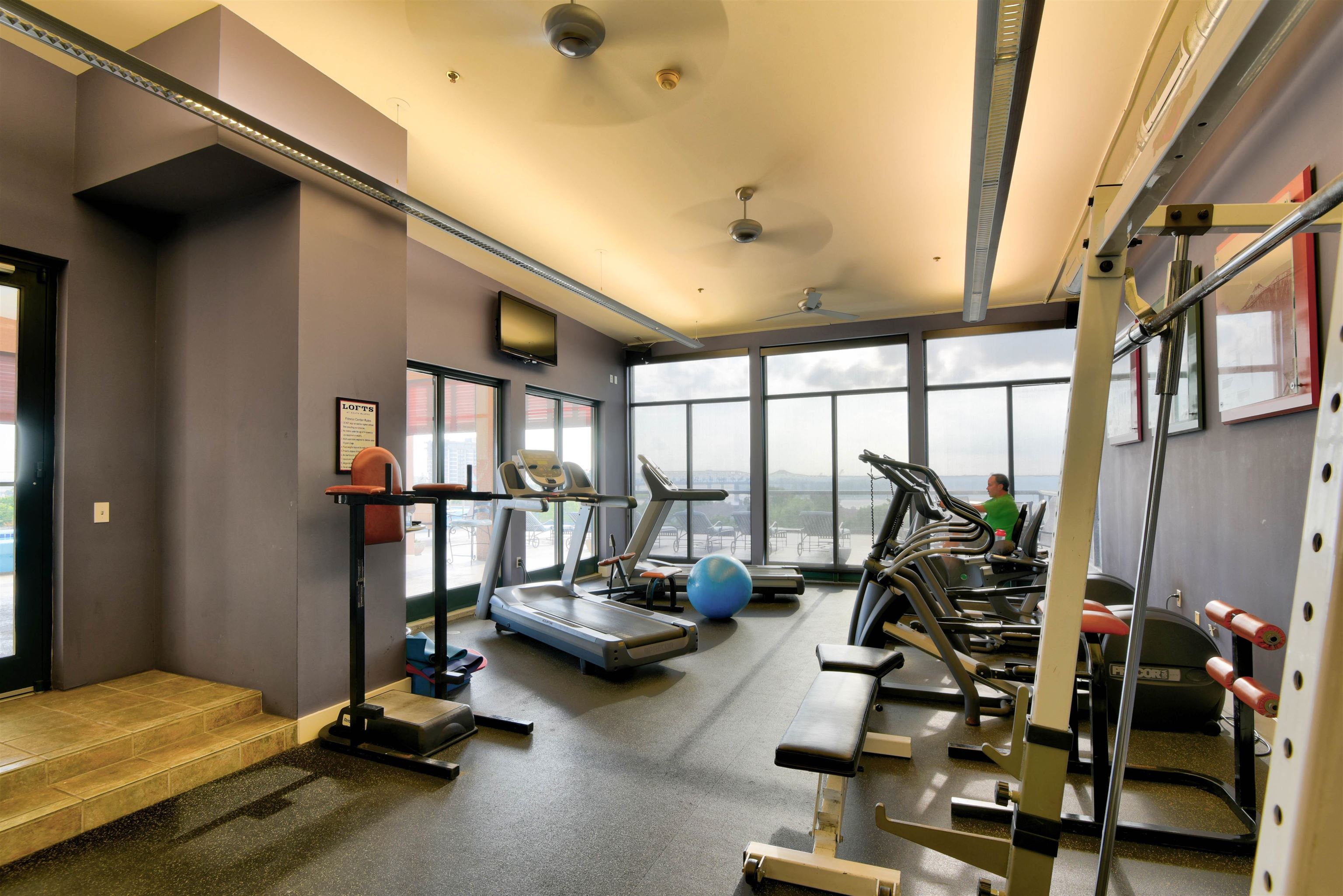 505 Tennessee Street, Unit 407 Memphis, TN 38103 - Photo 19 of 27 a view of a room with gym equipment