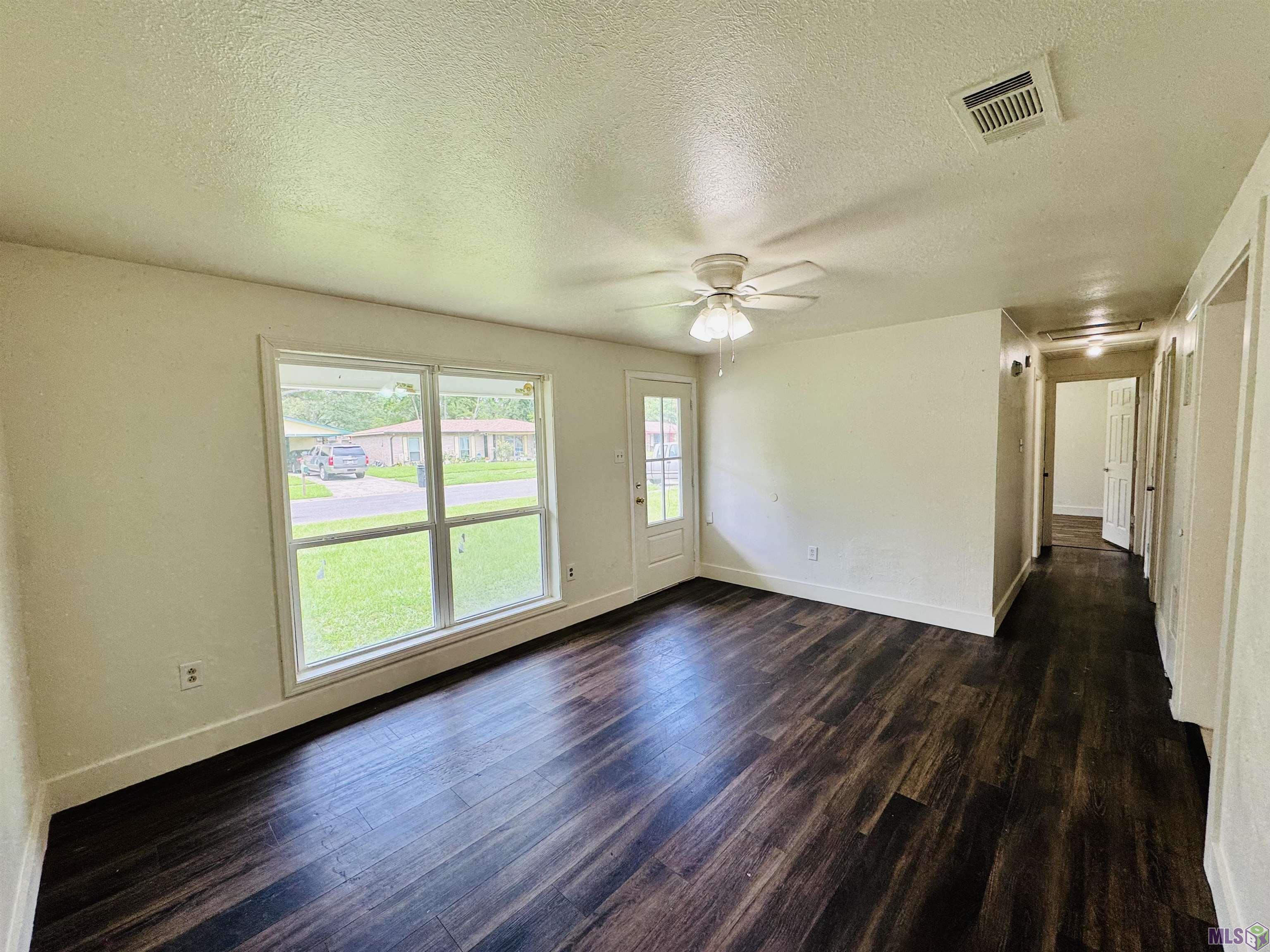 5912 Atlanta Avenue Baton Rouge, LA 70812 - Photo 3 of 15 Gallery Image 3