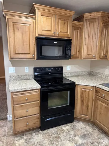 $279,900 | 171 Robison Drive, Ammon, ID 83406