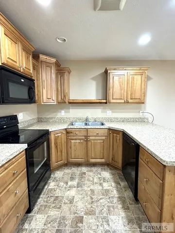 $279,900 | 171 Robison Drive, Ammon, ID 83406