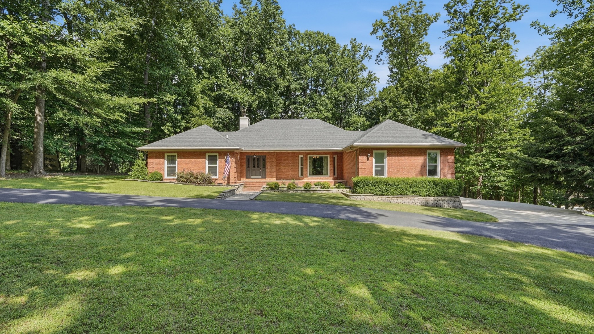419 Laurel Crown Road Manchester, TN 37355 - Photo 4 of 58