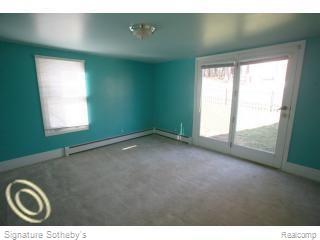 53 Waldon Road Clarkston, MI 48346 - Photo 11 of 22 First Floor Bedroom