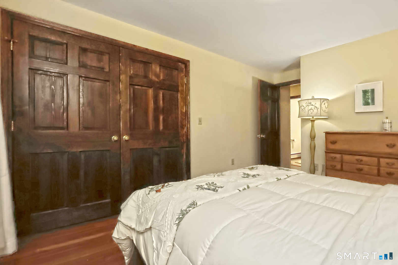1008 Garden Road Orange, CT 06477 - Photo 24 of 39