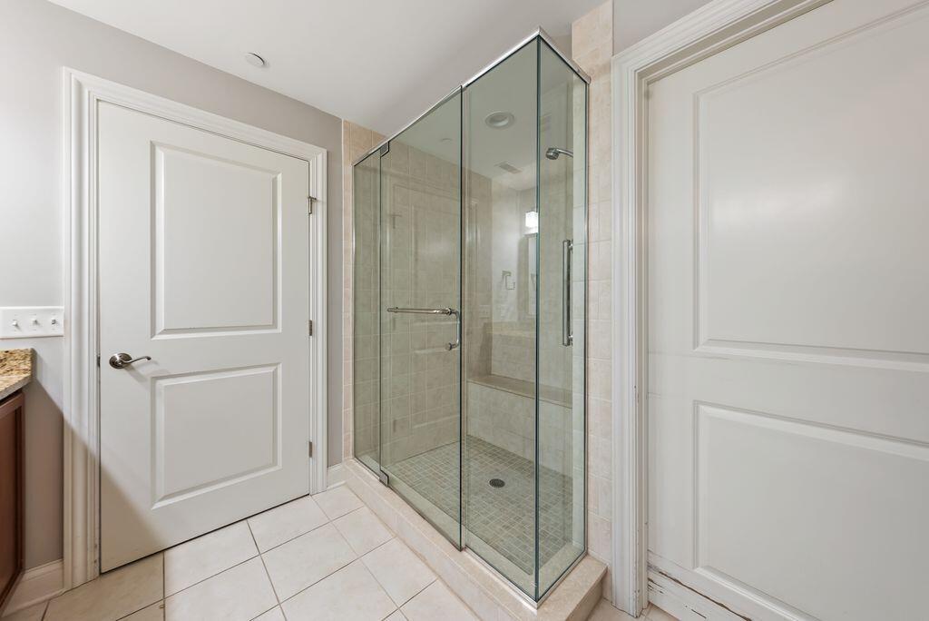 3175 Tremont Road, Unit 409 Columbus, OH 43221 - Photo 33 of 42 DSC07004