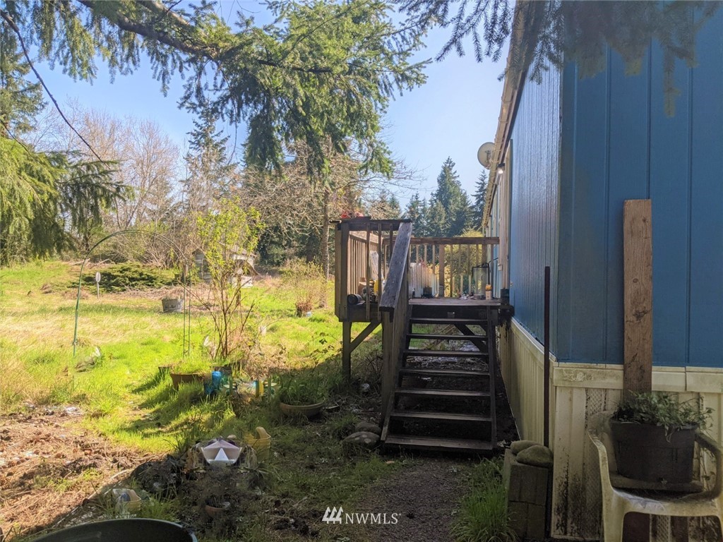 18707 Ivan Street Southwest Rochester, WA 98579 - Photo 2 of 26