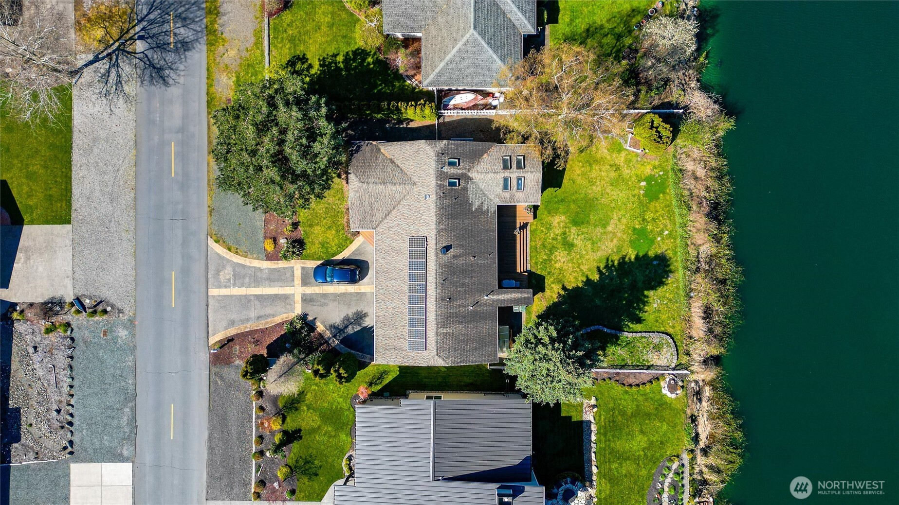 8252 Cowichan Road Blaine, WA 98230 - Photo 3 of 35