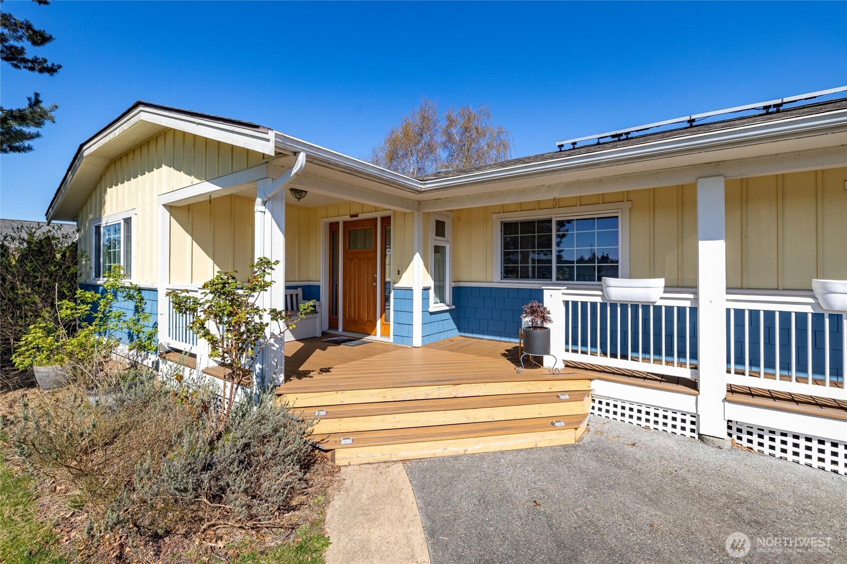 8252 Cowichan Road Blaine, WA 98230 - Photo 4 of 35