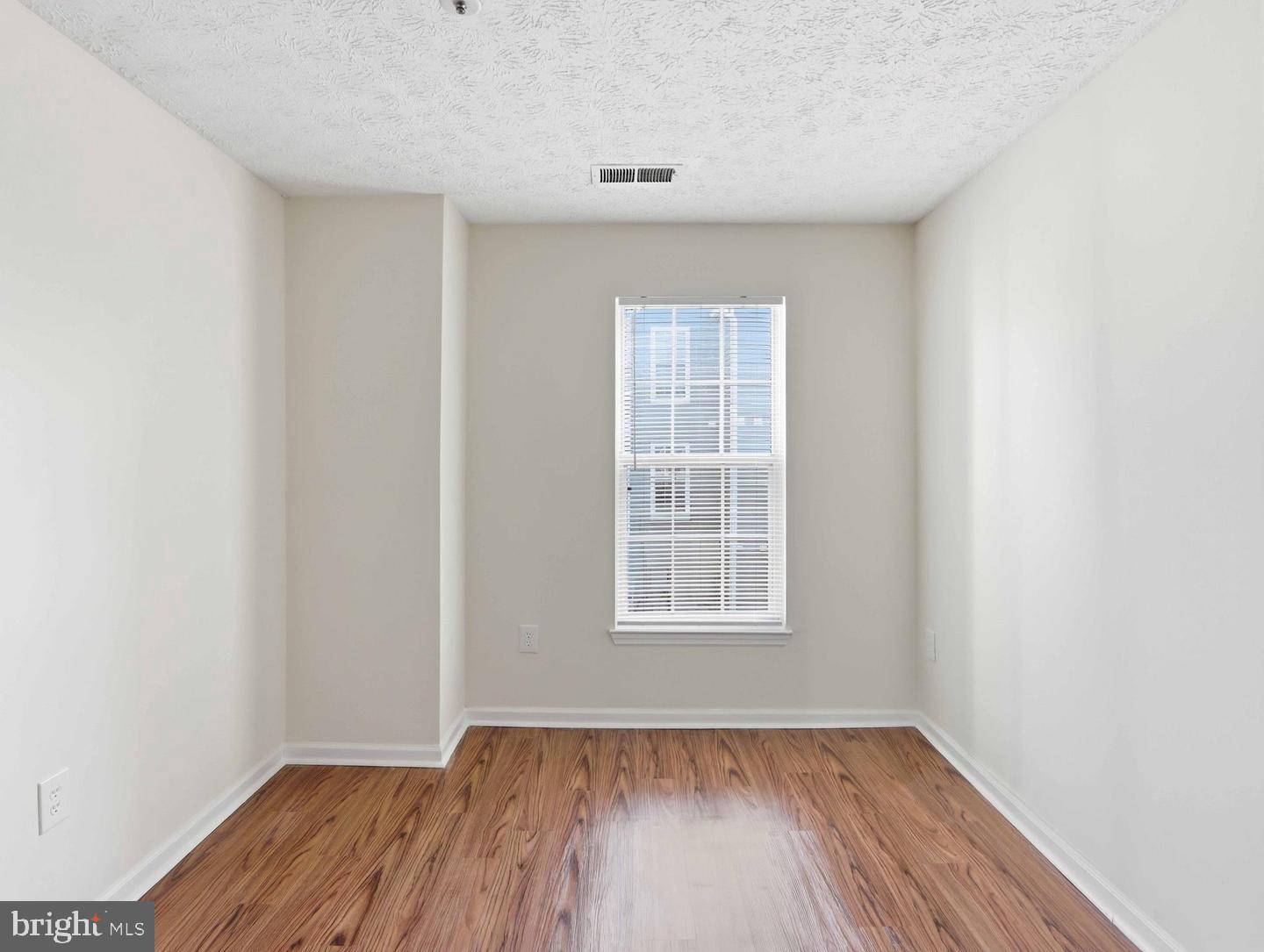 6460 Greenfield Road, Unit 204 Elkridge, MD 21075 - Photo 9 of 24 Gallery Image 9