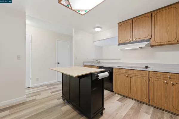 $589,000 | 1423 St James Parkway, Concord, CA 94521