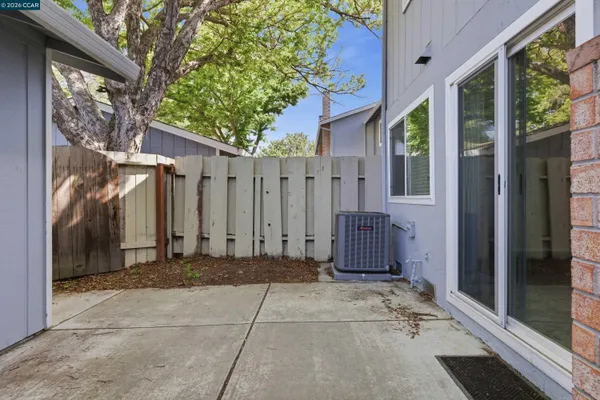 $589,000 | 1423 St James Parkway, Concord, CA 94521