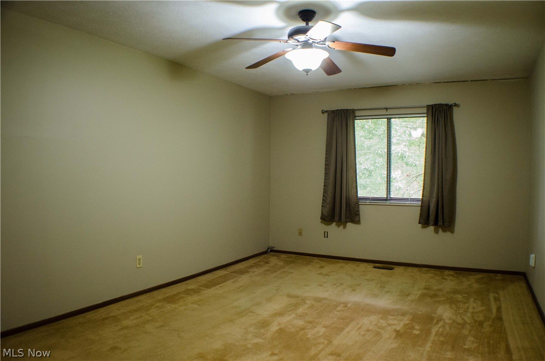 784 Kirkwall Drive Akron, OH 44321 - Photo 19 of 33