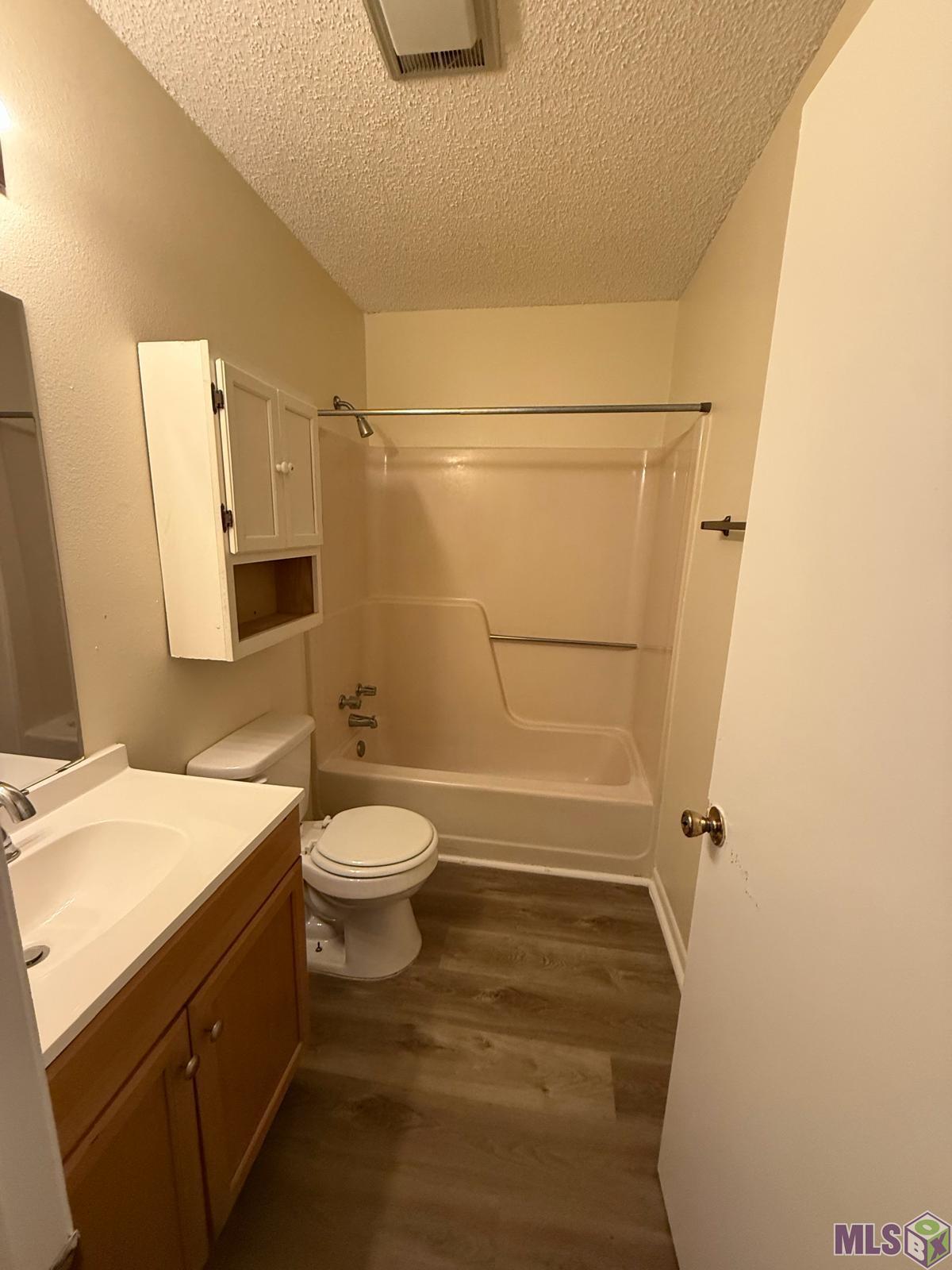 1735 Boulevard De Province Baton Rouge, LA 70816 - Photo 3 of 5