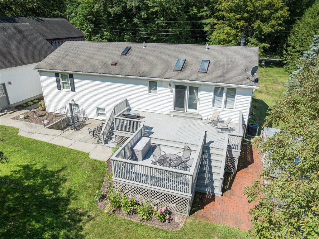 96 Straits Road Hatfield, MA 01038 - Photo 37 of 41 Gallery Image 37