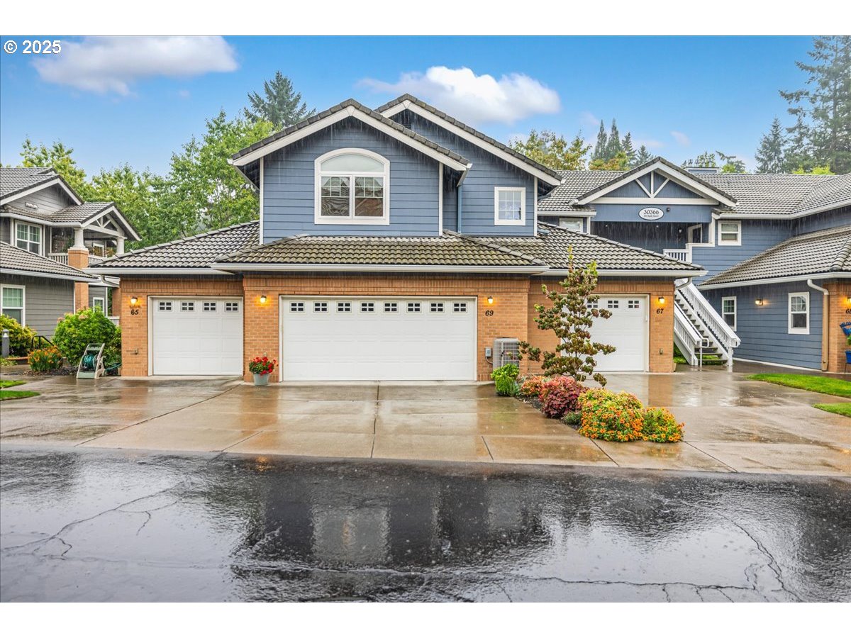 30366 Southwest Ruth Street, Unit 69 Wilsonville, OR 97070 - Photo 1 of 40 Gallery Image 1