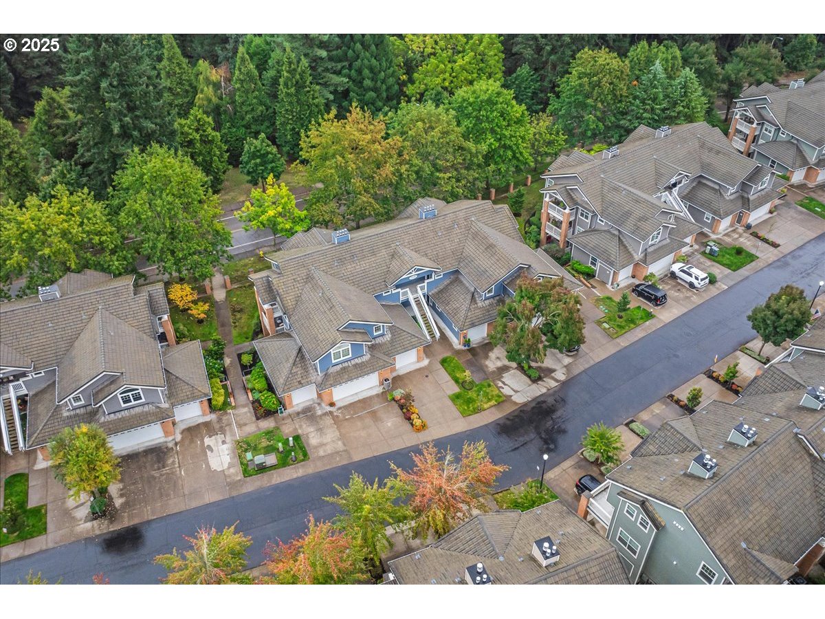 30366 Southwest Ruth Street, Unit 69 Wilsonville, OR 97070 - Photo 3 of 40 Exterior