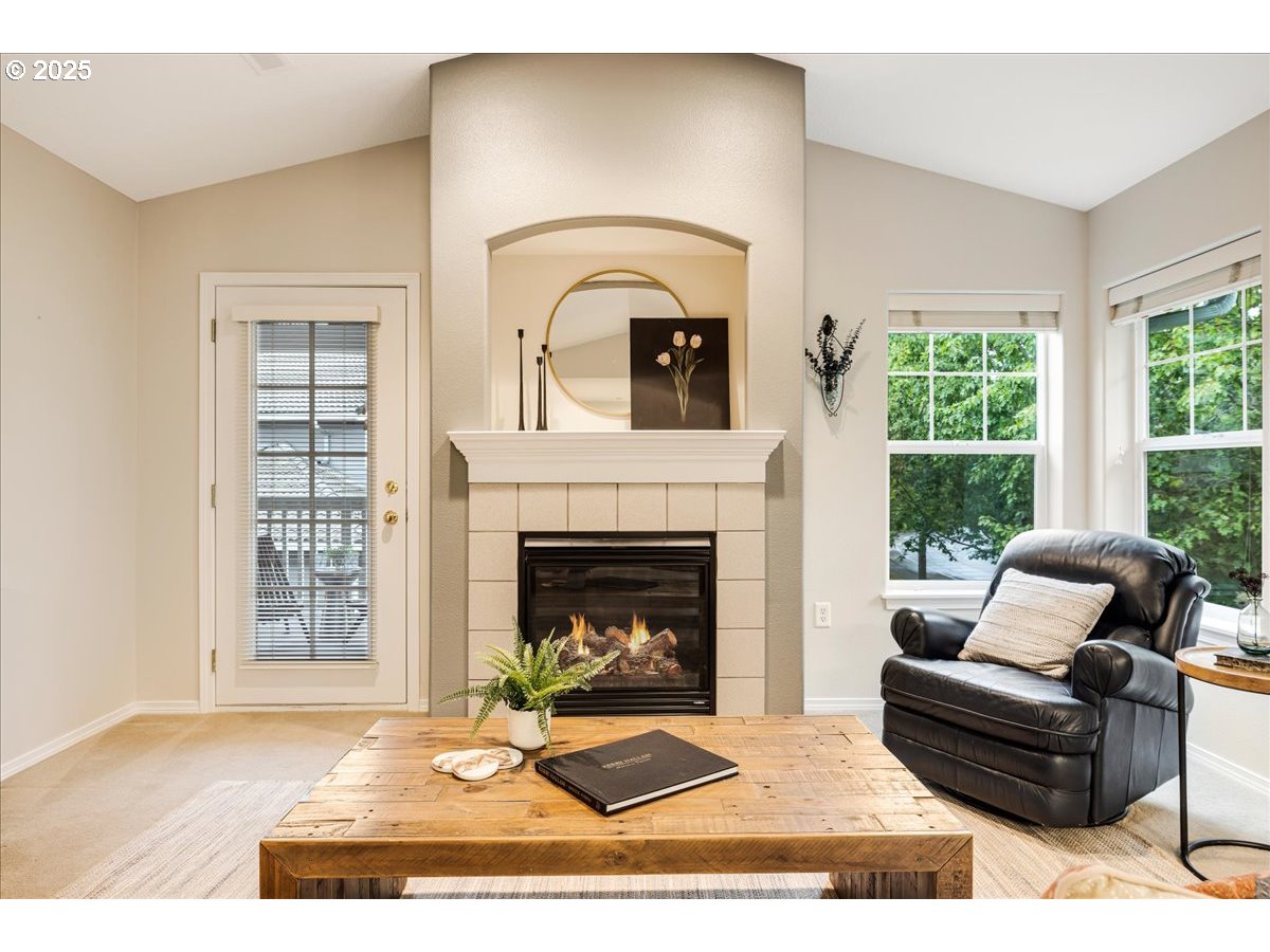 30366 Southwest Ruth Street, Unit 69 Wilsonville, OR 97070 - Photo 9 of 40 Living Room