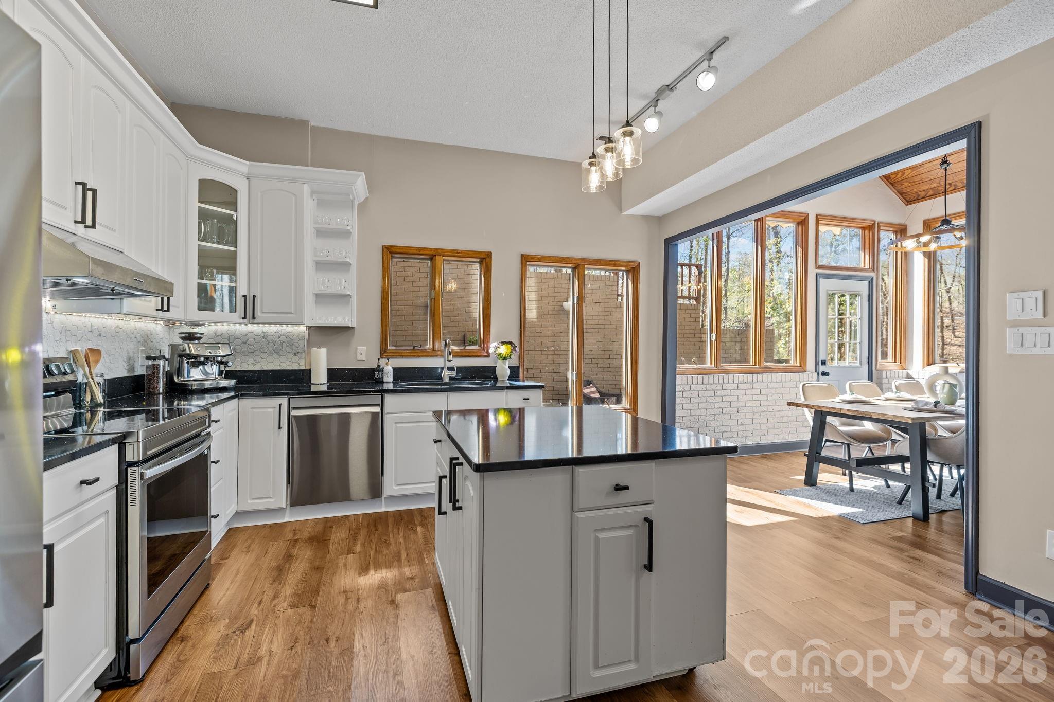 13634 Pine Harbor Road Charlotte, NC 28278 - Photo 15 of 48