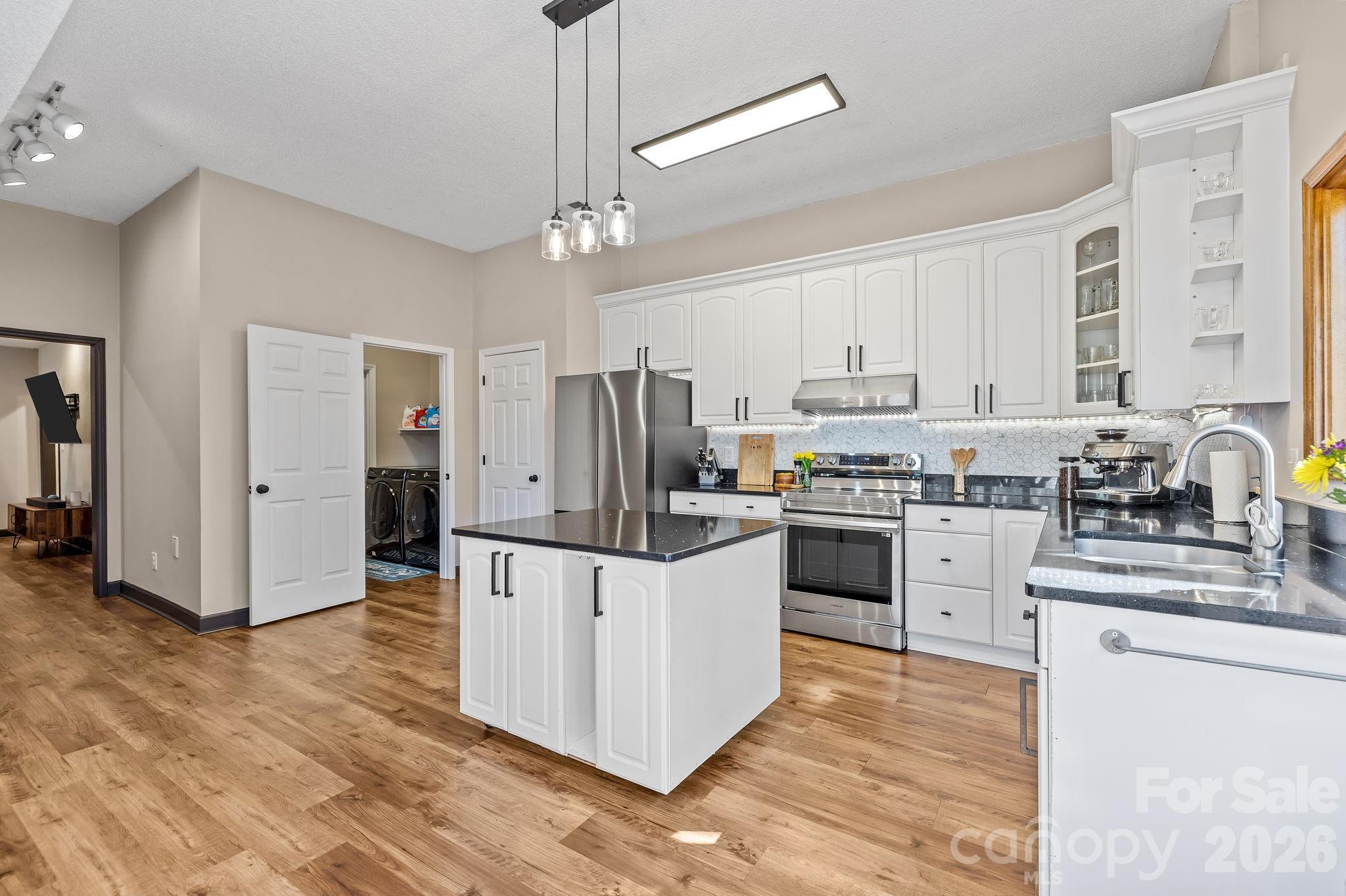 13634 Pine Harbor Road Charlotte, NC 28278 - Photo 17 of 48
