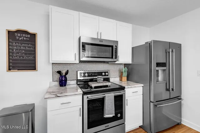 $2,295 | 1616 Hollywood Boulevard, Biloxi, MS 39531