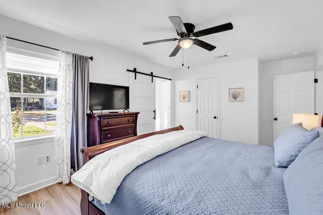 $2,295 | 1616 Hollywood Boulevard, Biloxi, MS 39531