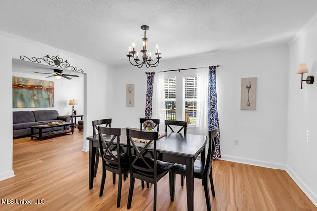 $2,295 | 1616 Hollywood Boulevard, Biloxi, MS 39531